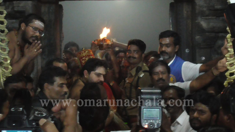 Karthigai Deepam Festival 2019 – Day 10: Bharani Deepam lit up