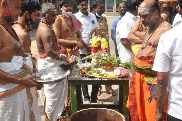 ‘Rathasapthami’ – Theerthavari performed at Thiruvannamalai Lord Arunchaleswarar temple!