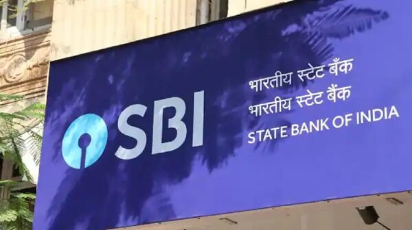SBI வங்கியில் 1000க்கும் மேற்பட்ட காலிப்பணியிடங்களுக்கான வேலைவாய்ப்பு..!! மாதம் ரூ.41,000 வரை சம்பளம்..!!