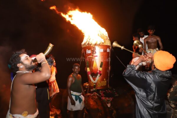 திருவண்ணாமலை திருக்கார்த்திகை தீபத்திருவிழாவில் மலையேறும் பக்தர்களுக்கு நிபந்தனைகள் வெளியீடு!
