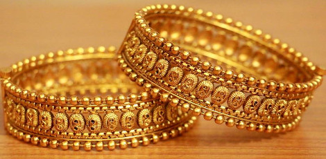 Gold Price Drops by ₹60 per Gram Today | January 3, 2026