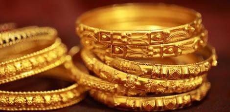 Gold Price Surges Further, Crosses Rs 1.02 Lakh Per Sovereign