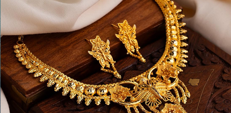 Gold Price Drops After Touching ₹1 Lakh per Sovereign; Silver Also Declines – December 16, 2025